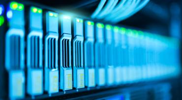 content.field_image['#items'].alt