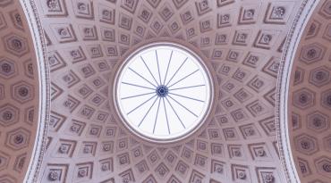 content.field_image['#items'].alt