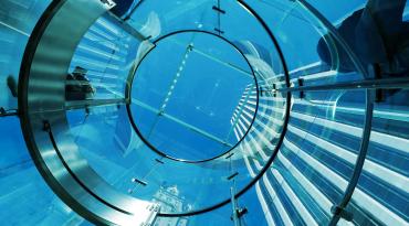 content.field_image['#items'].alt